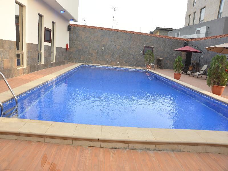 Golden Tulip Essential Lagos Airport Hotel Kültér fotó
